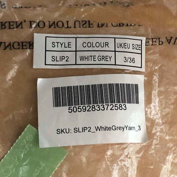 Amba Faux Sherpa Lining White & Gray Knit Slippers 5059283372583 - NEW - Picture 2 of 12